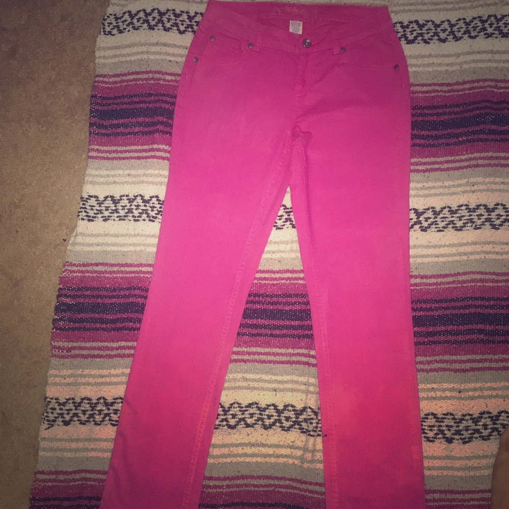 Total Girl, pink jeans
